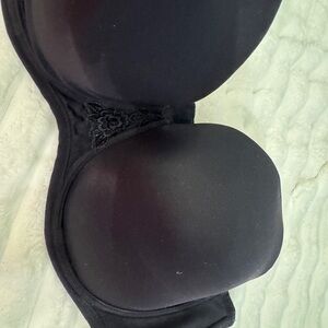 Vanity Fair Black Bra with Lace Detail
